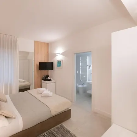 Lo Di Viale Lo Re & Caffe' Gæstehus 3*