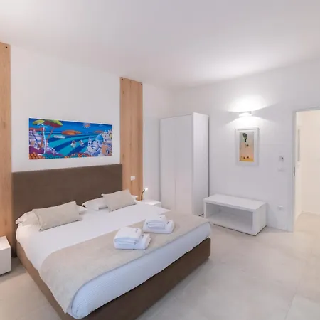 Lo Di Viale Lo Re & Caffe' לצ'ה