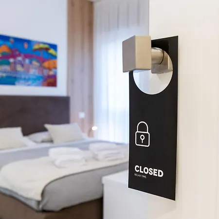 Lo Di Viale Lo Re & Caffe' Gæstehus Lecce