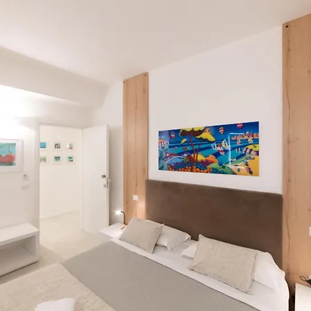 Lo Di Viale Lo Re & Caffe' Gæstehus 3*