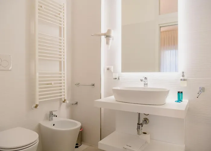 Lo Di Viale Lo Re & Caffe' Πανσιόν Λέτσε