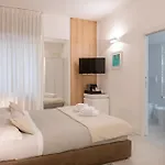 Lo Di Viale Lo Re & Caffe' Πανσιόν 3*