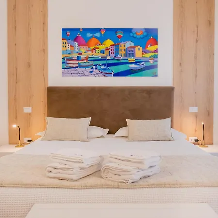Lo Di Viale Lo Re & Caffe' Guest house *