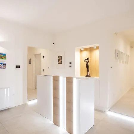 Maison d'hôtes Lo Di Viale Lo Re & Caffe'