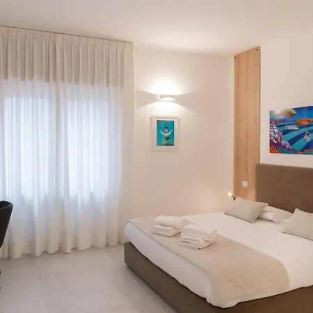Lo Di Viale Lo Re & Caffe' Guest house
