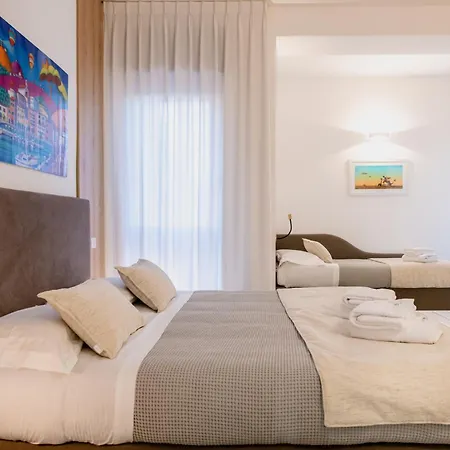 Lo Di Viale Lo Re & Caffe' Maison d'hôtes Lecce